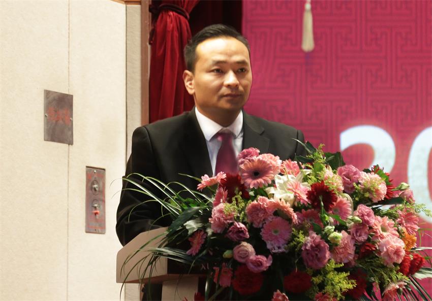 集团副总、纪委副书记张成彪同志作开云线上平台“关于2018年违纪违规及重大事故责任单位的通报及处理决定”